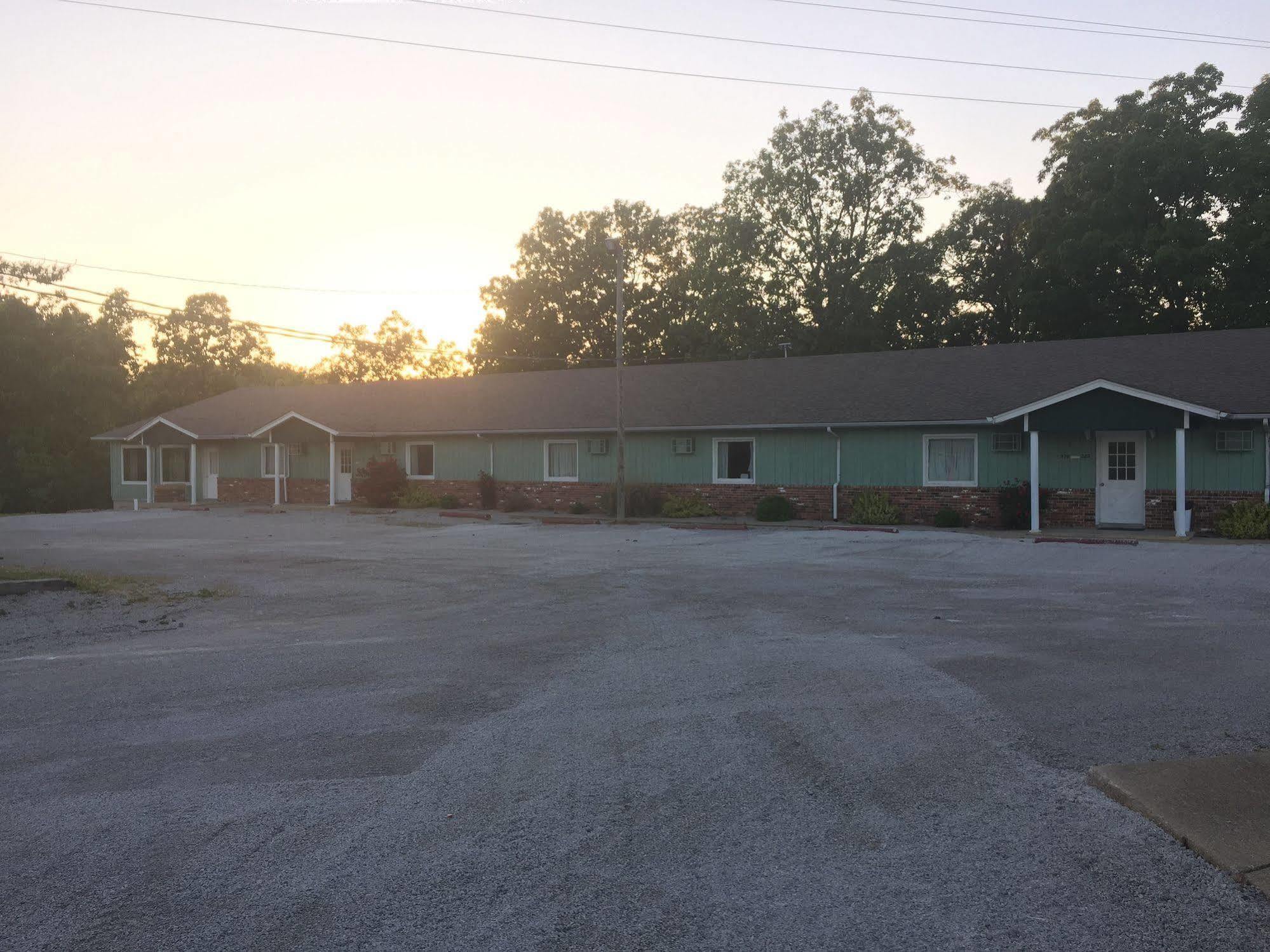 Carlin Villa Motel Carlinville 외부 사진