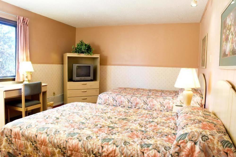 Carlin Villa Motel Carlinville 외부 사진